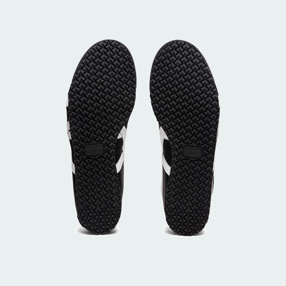 Black/White